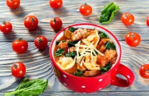 Read more about the article Warm Your Soul: Spinach Tortellini Soup with Chicken Broth