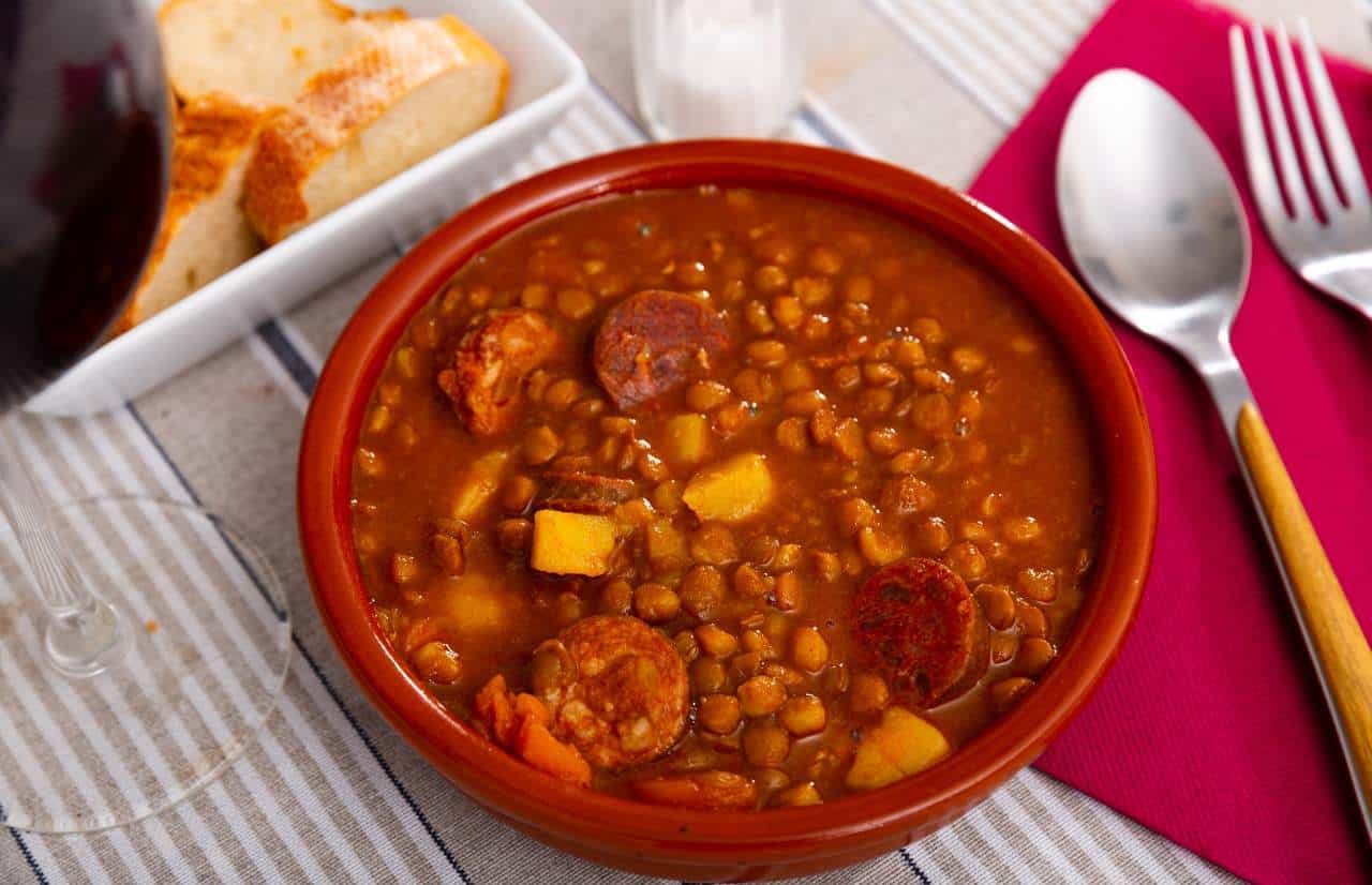 You are currently viewing Hearty and Delicious: Discover the Perfect Italian Sausage Soup with Beans