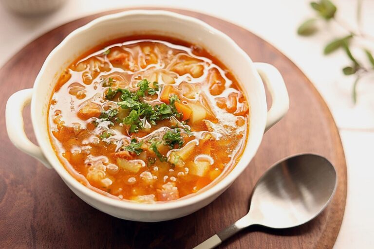 Spiced lentil and tomato soup